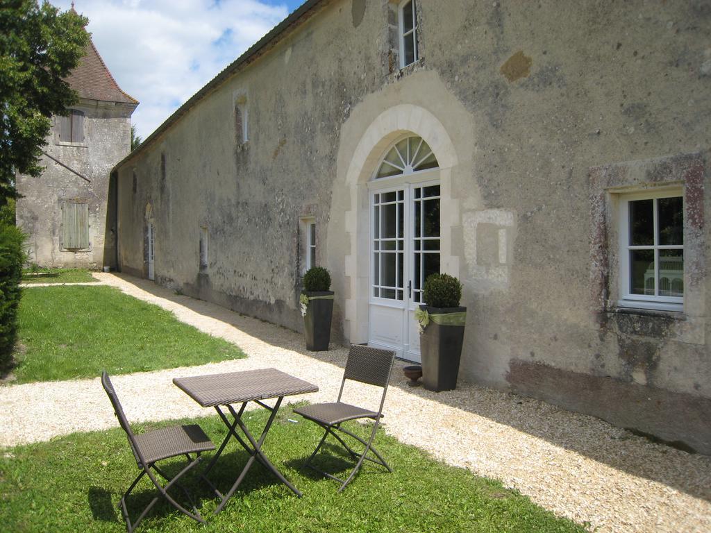 Léoville Chateau De Puyrigaud Bed & Breakfast エクステリア 写真