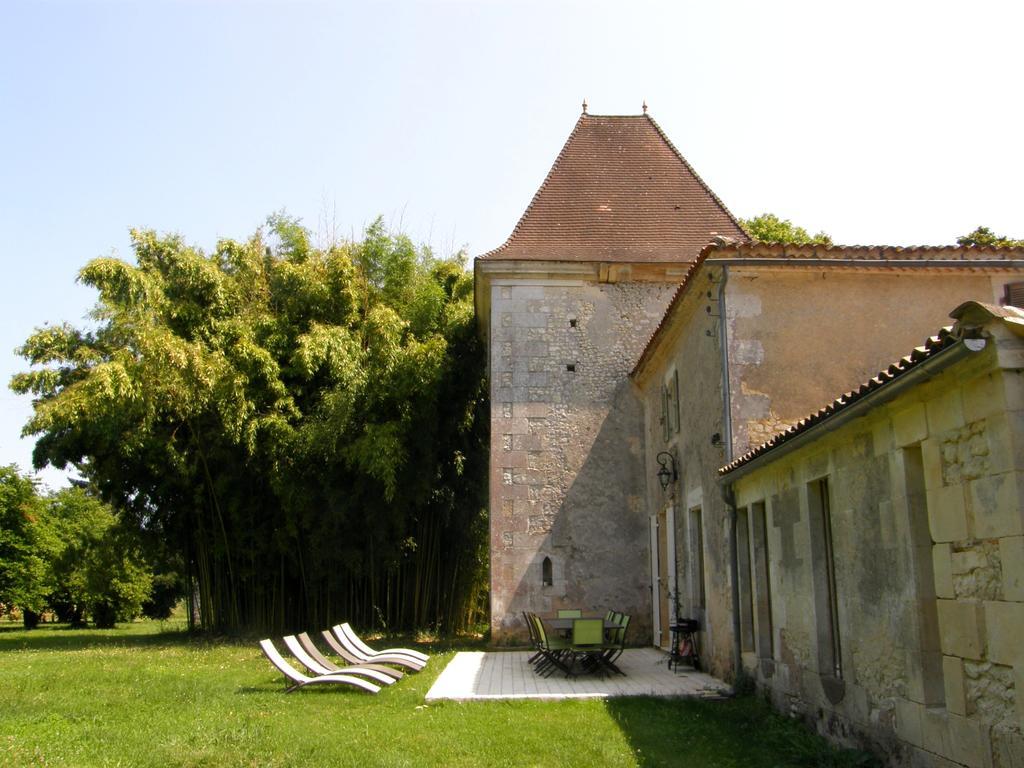 Léoville Chateau De Puyrigaud Bed & Breakfast エクステリア 写真