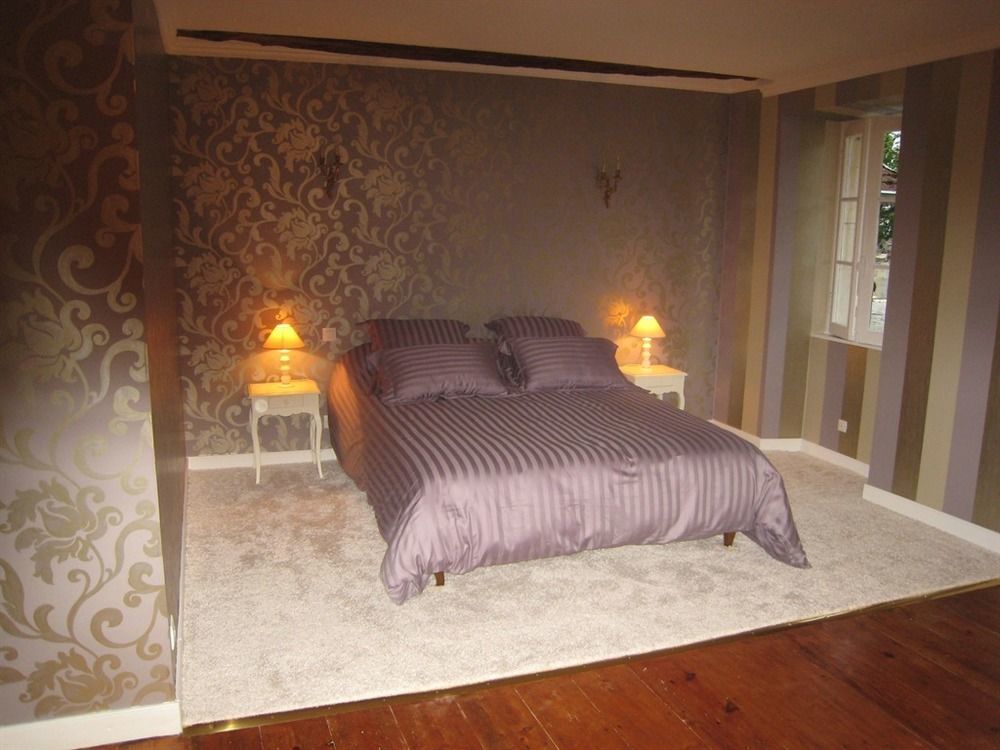 Léoville Chateau De Puyrigaud Bed & Breakfast エクステリア 写真